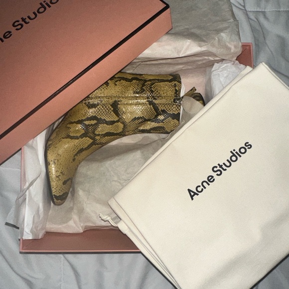 Acne Studios Snake-Effect Leather Boots - Picture 5 of 5